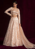 Ensemble lehenga en organza de soie pêche pastel brodé